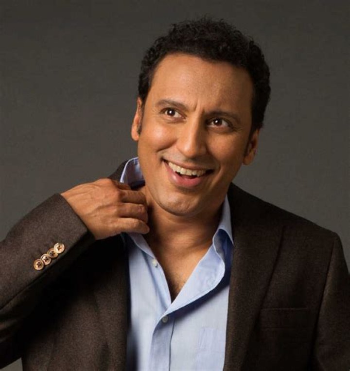 Aasif Mandvi Family: Exploring the Life, Career, and Family of a Beloved Comedian