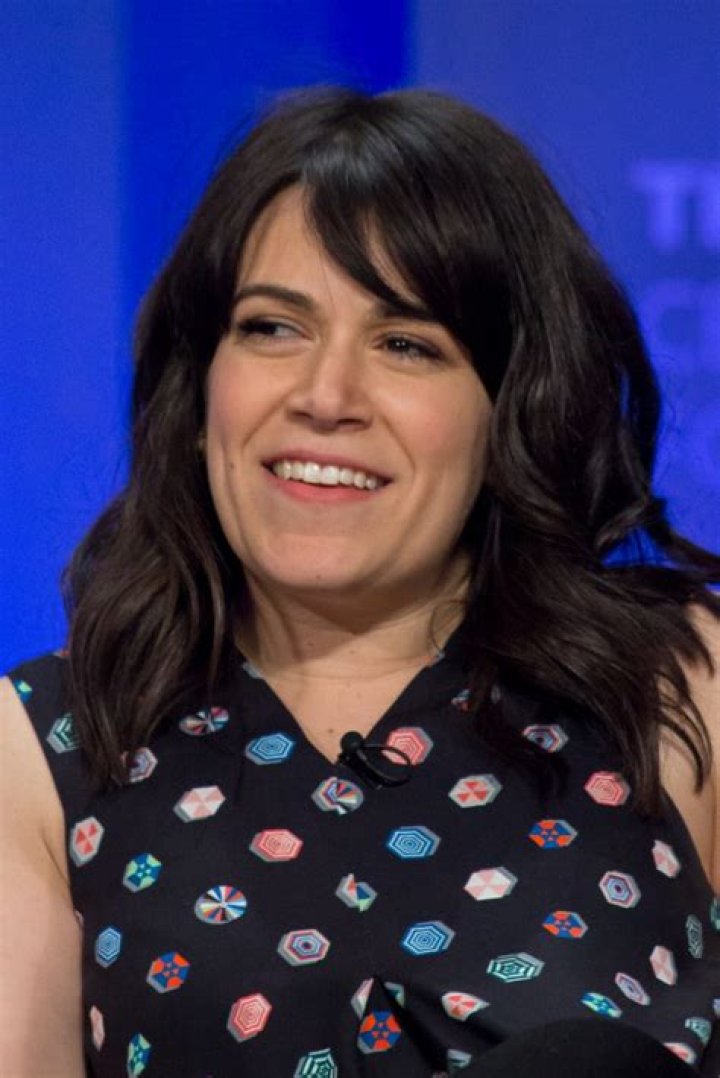 Abbi Jacobson Age: A Comprehensive Look at the Life and Career of the Talented Actress