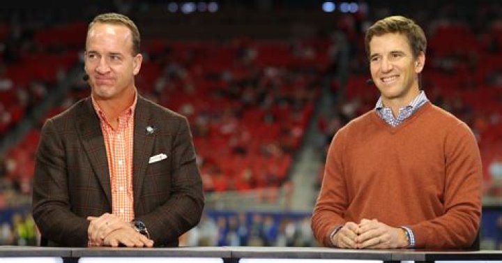 Are Peyton Manning and Eli Manning Related?