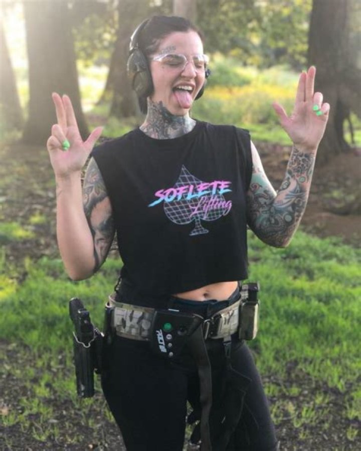 Exploring the Fascinating World of Heidi Lavon Nudes: A Comprehensive Guide