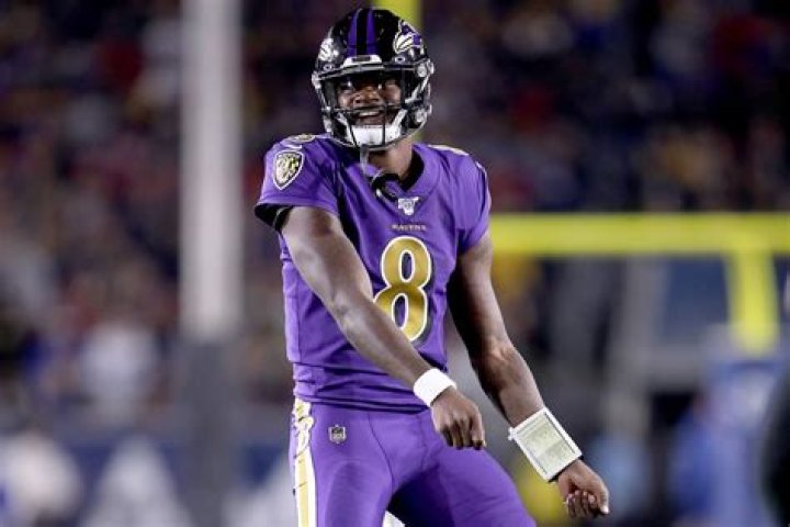 How Tall is Lamar Jackson? Discovering the Height and Impact of the NFL Superstar