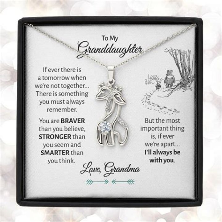 Personal Gifts for Granddaughter: Heartfelt Ideas to Strengthen Your Bond
