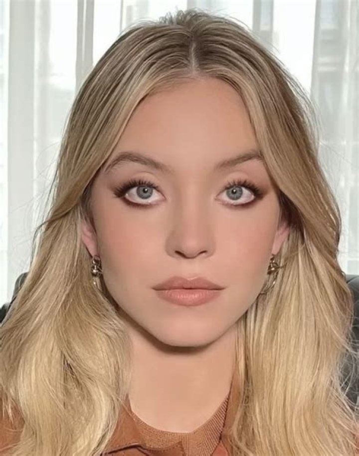 Sydney Sweeney: A Deep Dive into Her Iconic Role in Euphoria